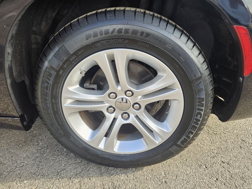 Photo 17 of this DODGE CHARGER SXT