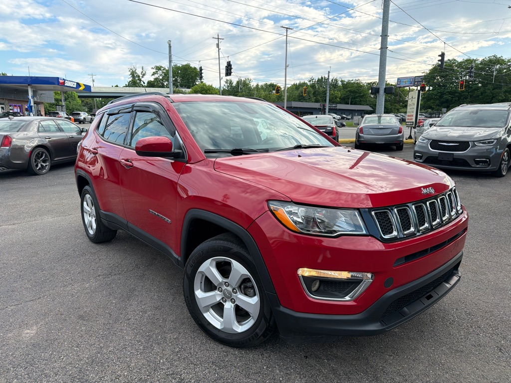 Photo 4 of this JEEP COMPASS LATITUD