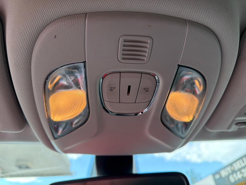 Photo 43 of this JEEP COMPASS LATITUD