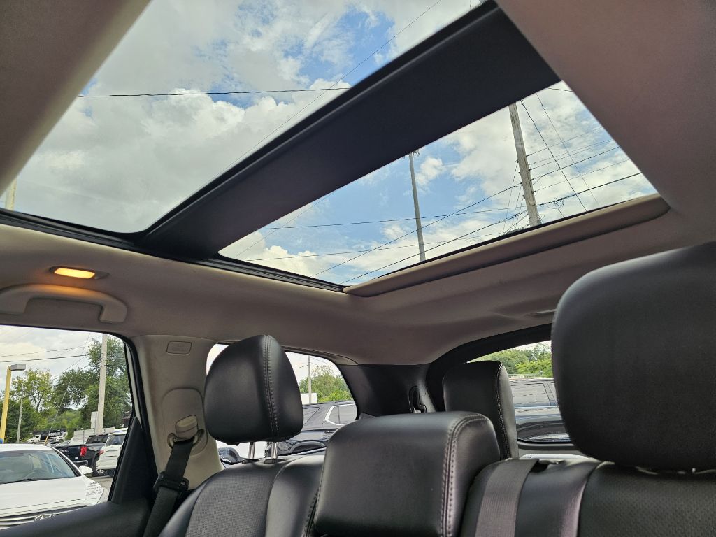 Photo 39 of this NISSAN PATHFINDER