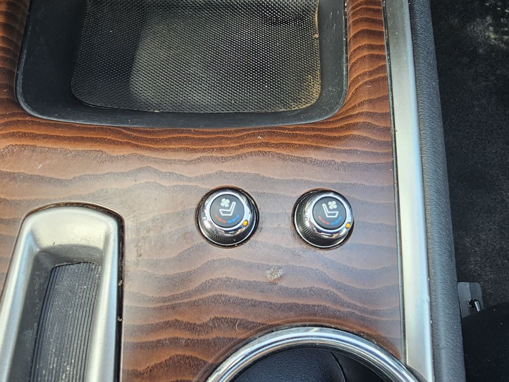 Photo 26 of this NISSAN PATHFINDER