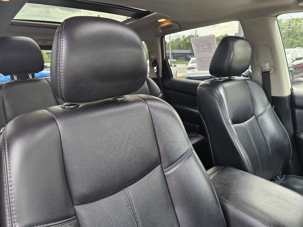 Photo 48 of this NISSAN PATHFINDER
