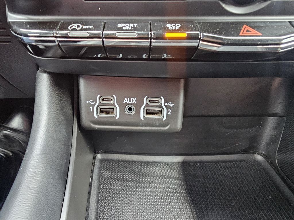 Photo 24 of this DODGE DURANGO GT PLUS