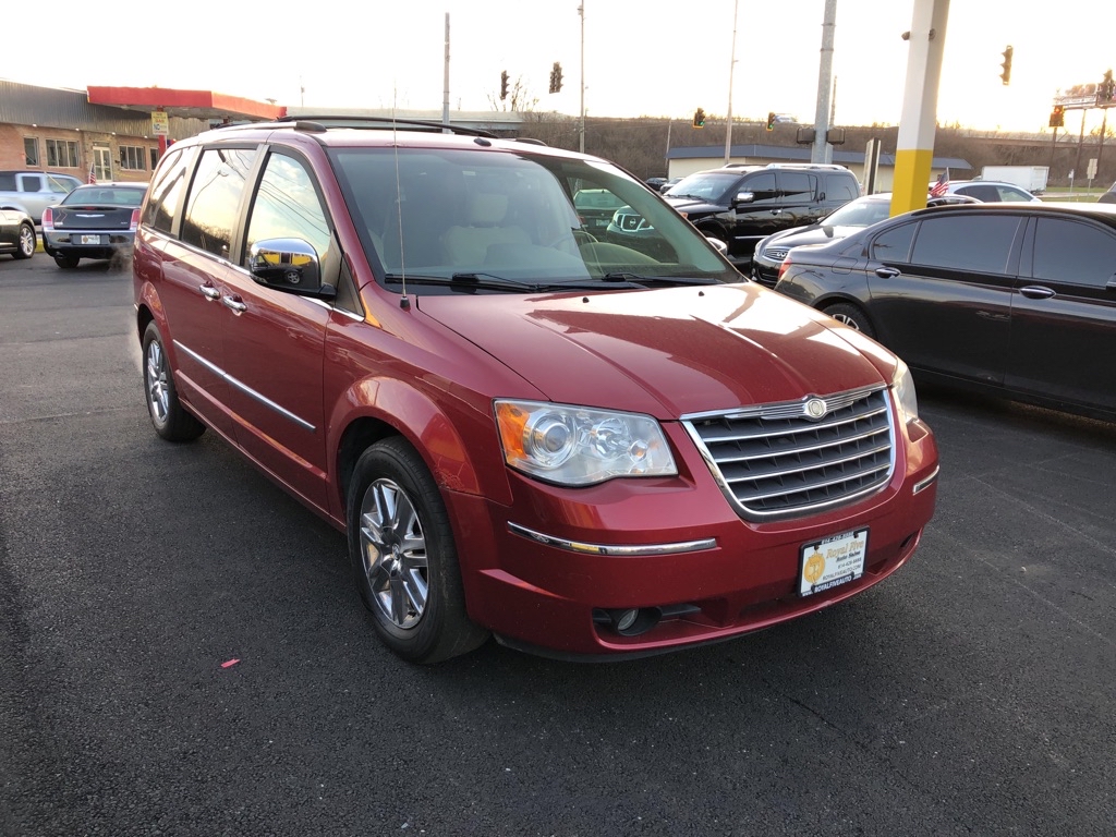 2008 CHRYSLER TOWN & COUNTRY 