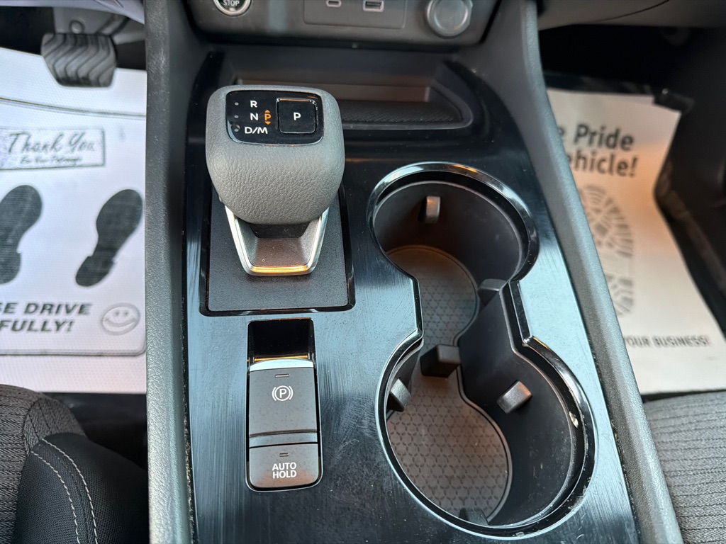 Photo 45 of this NISSAN ROGUE SV