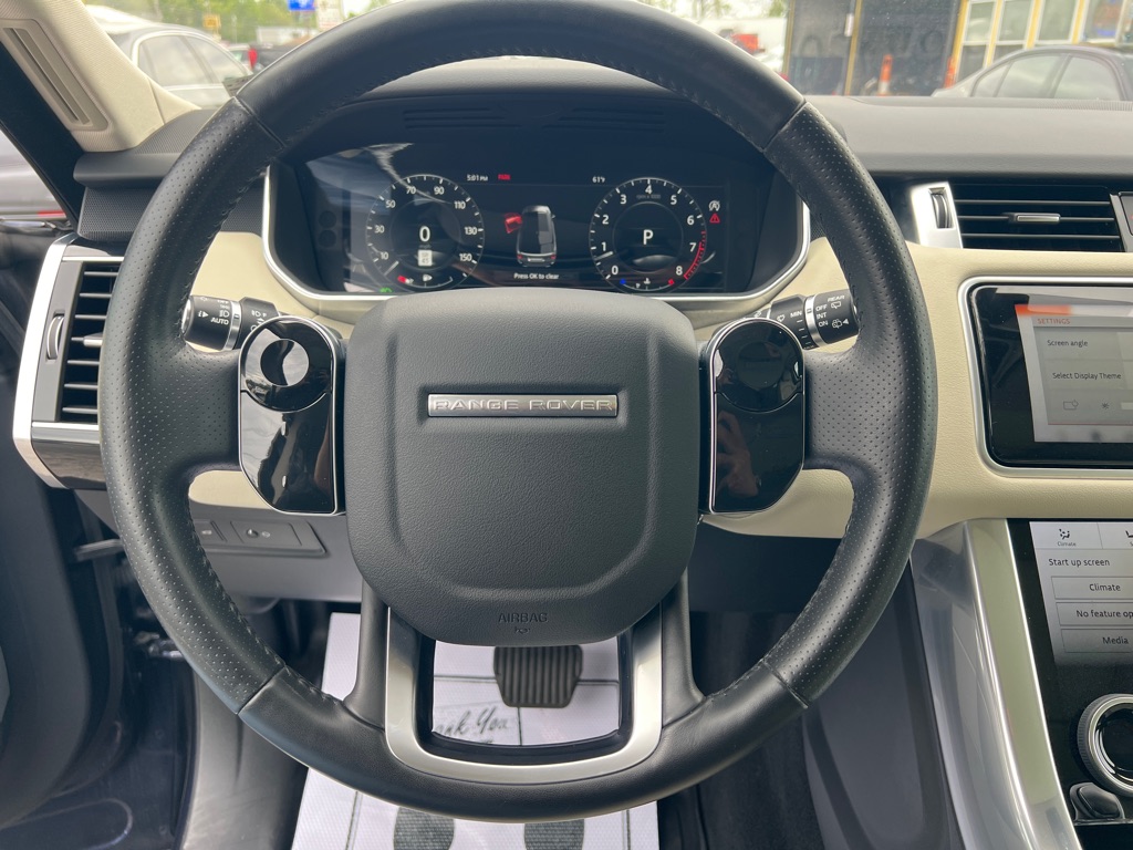 Photo 38 of this LAND ROVER RANGE ROVER SPO