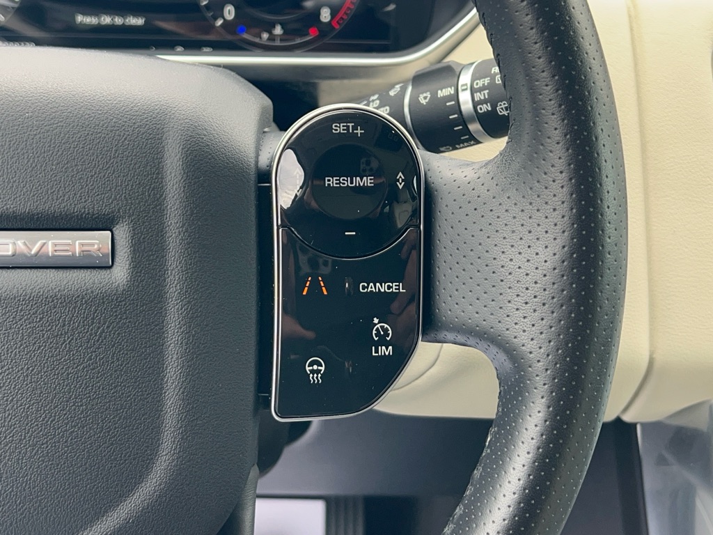 Photo 39 of this LAND ROVER RANGE ROVER SPO