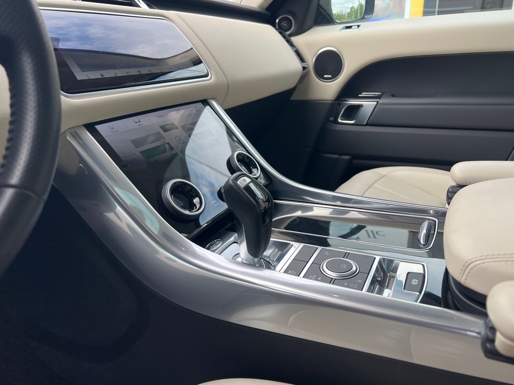 Photo 66 of this LAND ROVER RANGE ROVER SPO
