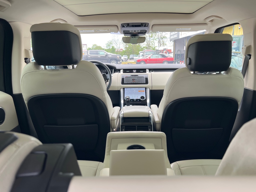 Photo 26 of this LAND ROVER RANGE ROVER SPO
