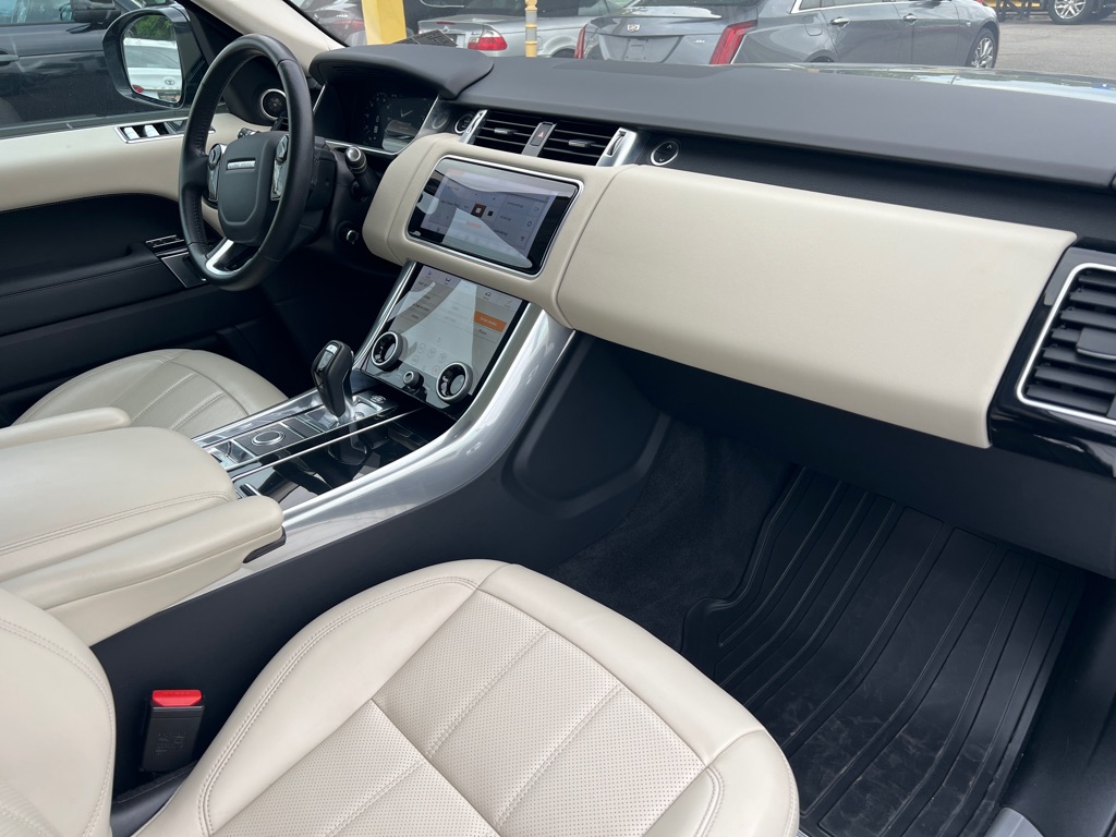 Photo 35 of this LAND ROVER RANGE ROVER SPO