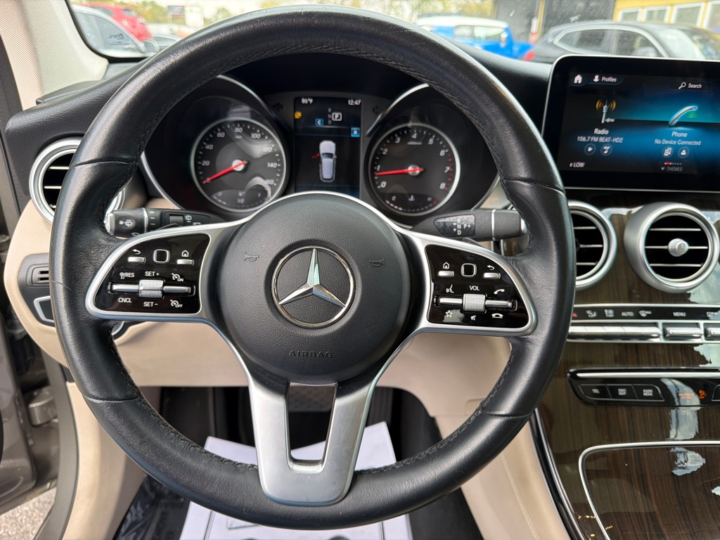Photo 44 of this MERCEDES-BENZ GLC 300 4MATIC