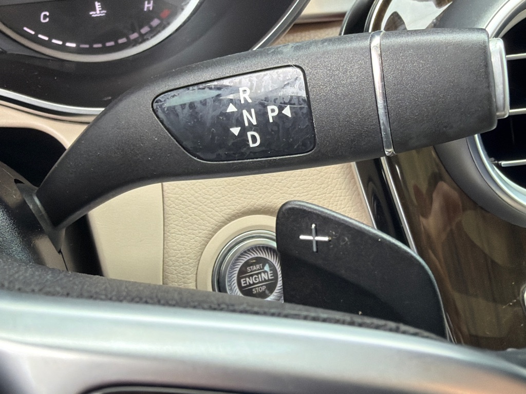 Photo 48 of this MERCEDES-BENZ GLC 300 4MATIC