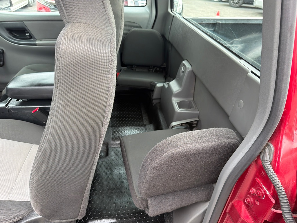 Photo 28 of this FORD RANGER