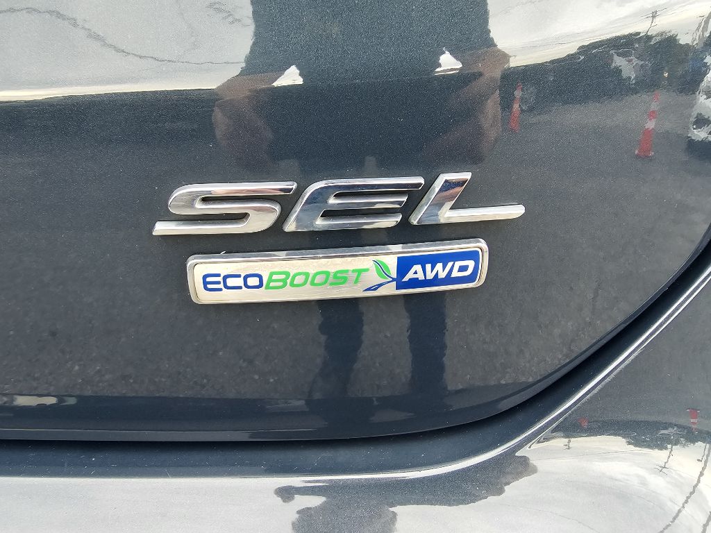 Photo 14 of this FORD EDGE SEL