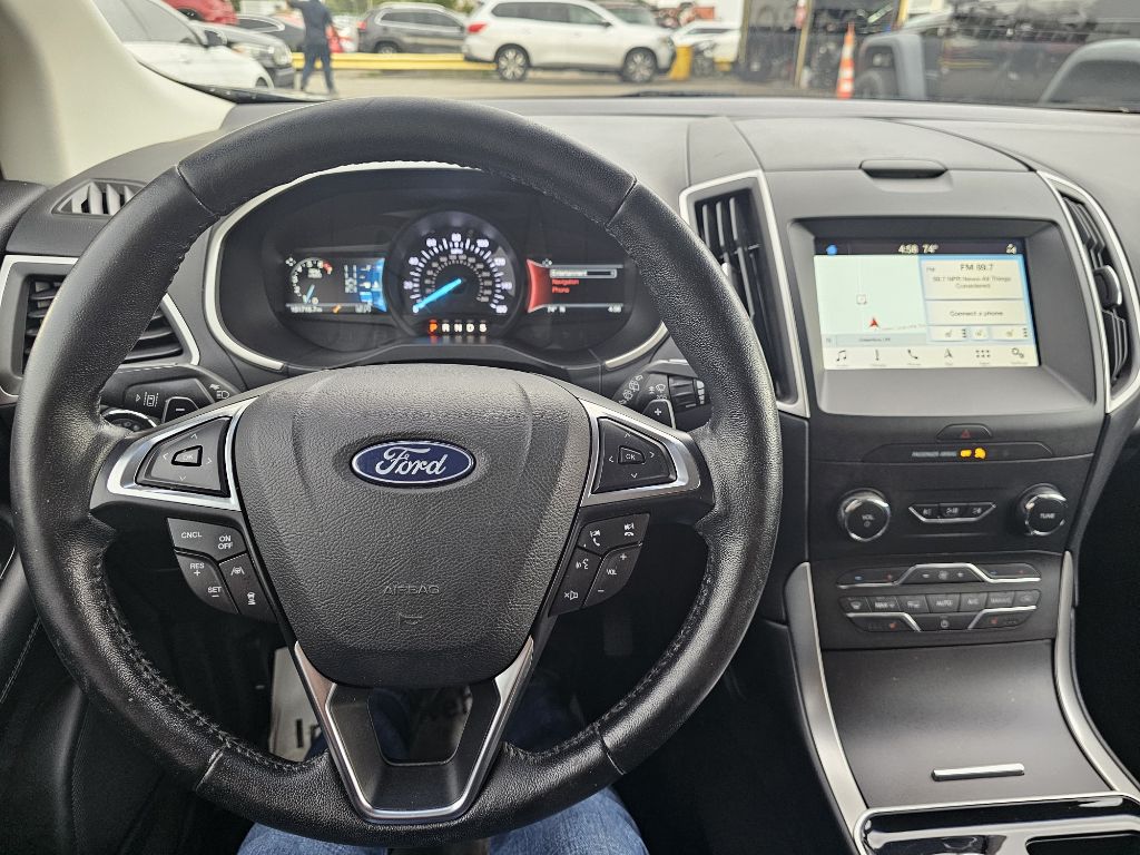 Photo 23 of this FORD EDGE SEL