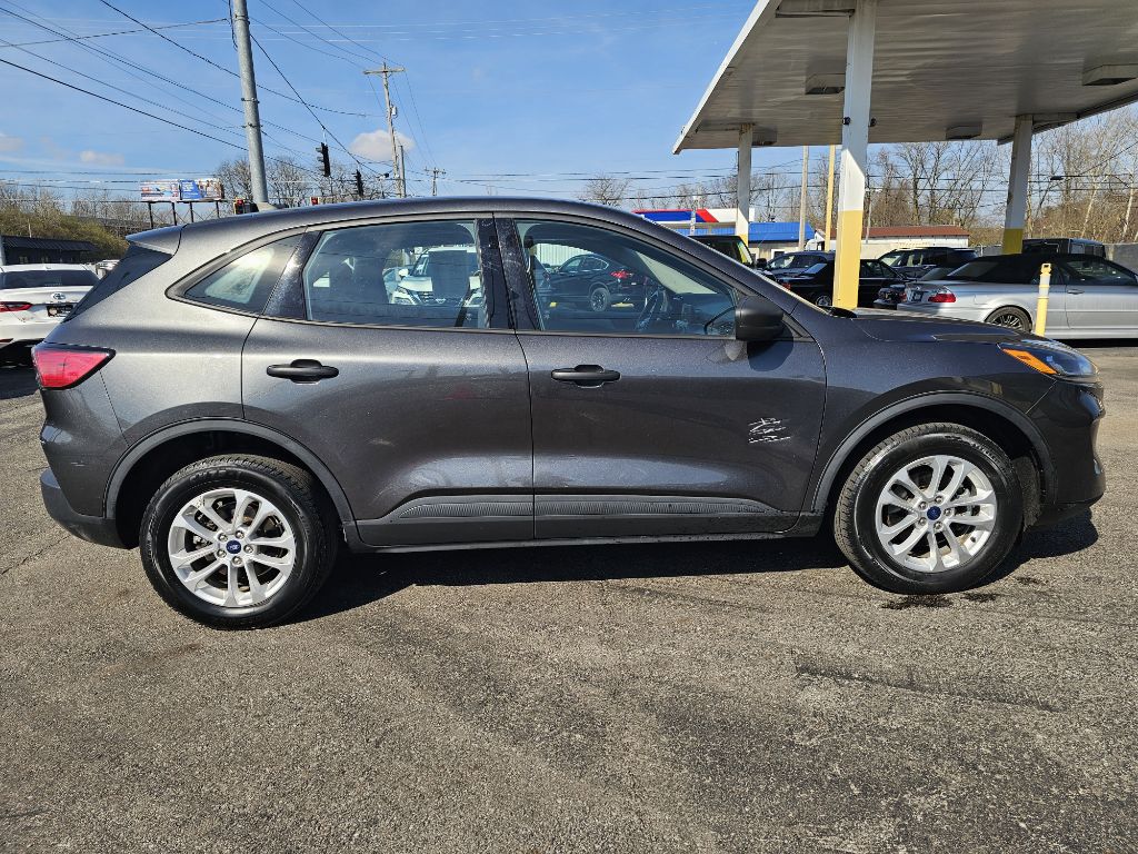Photo 7 of this FORD ESCAPE