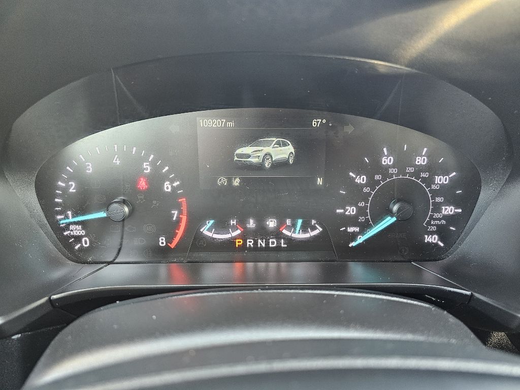 Photo 21 of this FORD ESCAPE