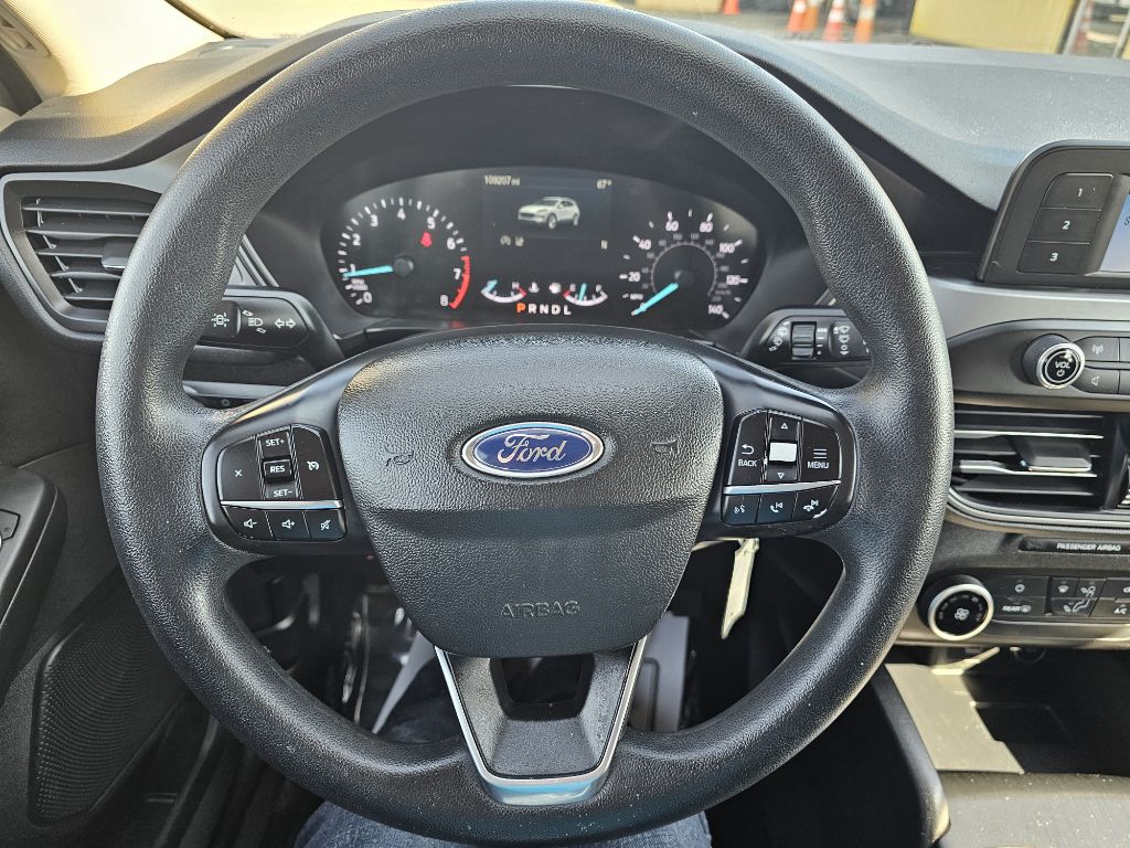 Photo 18 of this FORD ESCAPE
