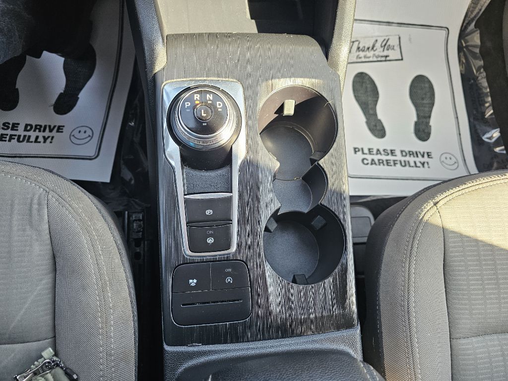 Photo 17 of this FORD ESCAPE