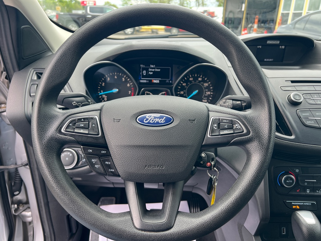 Photo 35 of this FORD ESCAPE SE