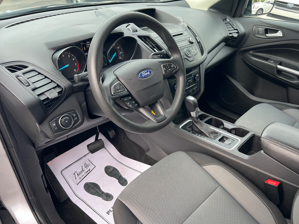 Photo 24 of this FORD ESCAPE SE