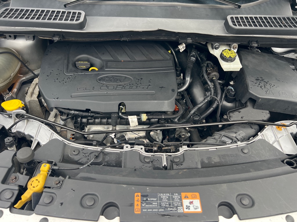 Photo 51 of this FORD ESCAPE SE
