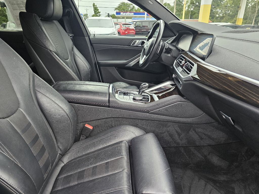 Photo 45 of this BMW X6 XDRIVE40I