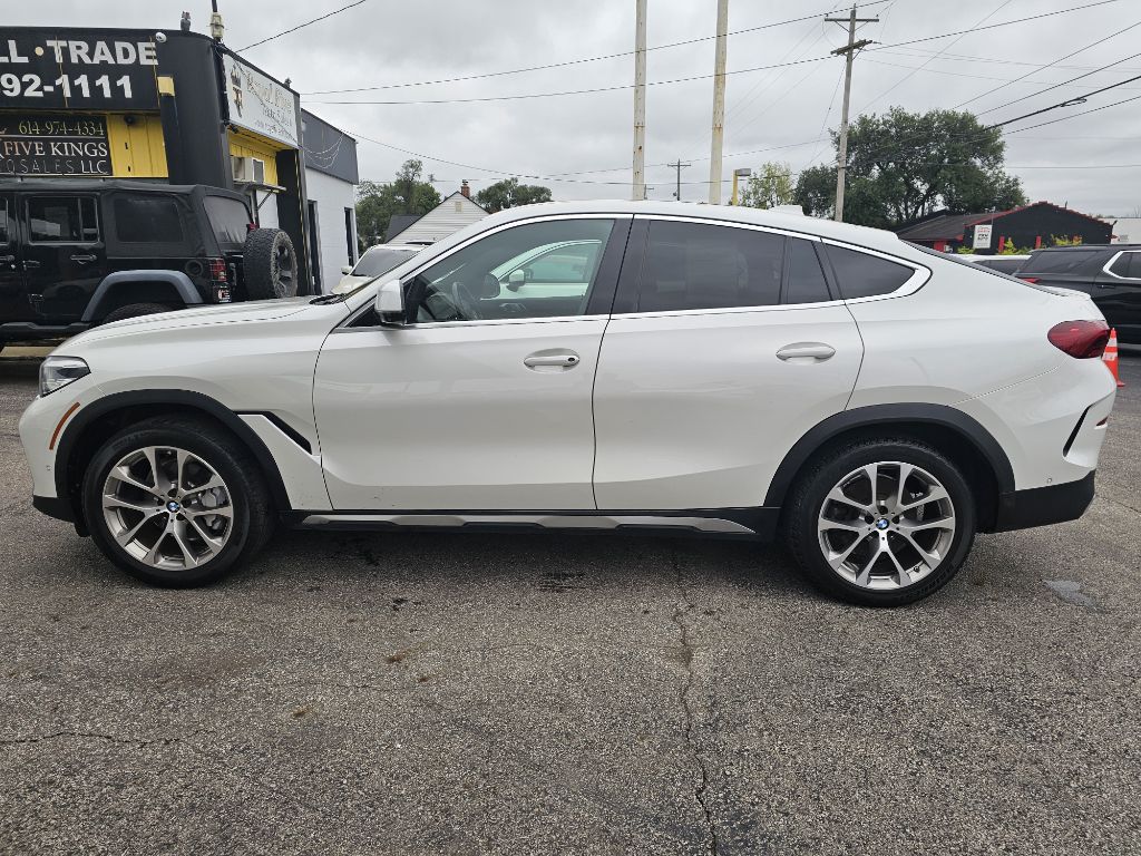 Photo 11 of this BMW X6 XDRIVE40I