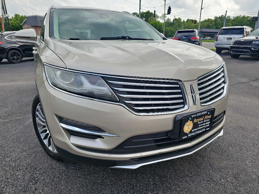 Photo 7 of this LINCOLN MKC RESERVE