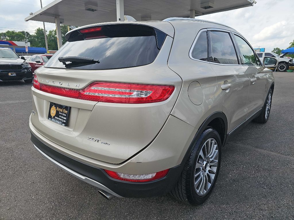 Photo 16 of this LINCOLN MKC RESERVE