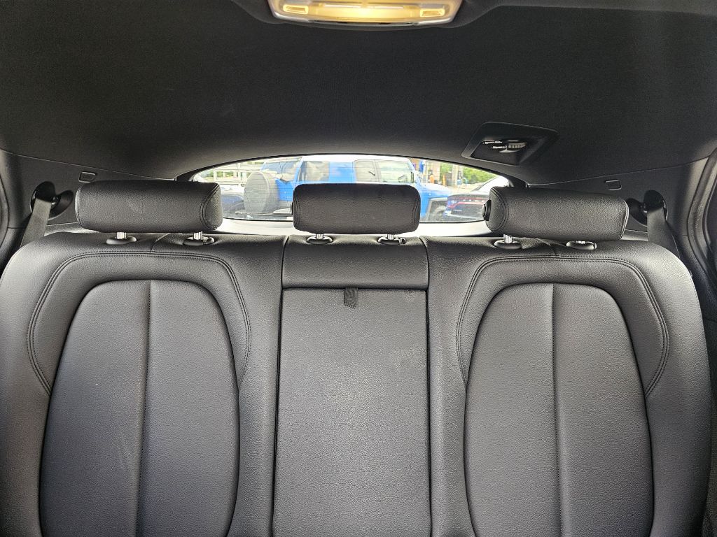 Photo 19 of this BMW X2 XDRIVE28I