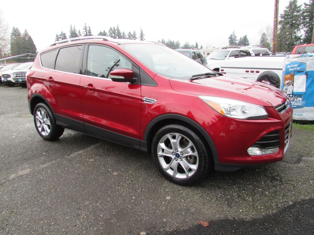 2014 FORD ESCAPE in VANCOUVER WA at HALL MOTORS LLC, MAROON