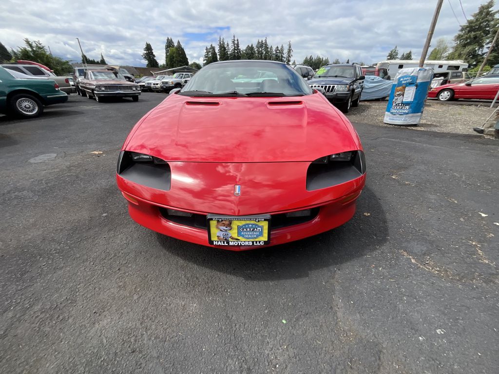 Photo 2 of this CHEVROLET CAMARO