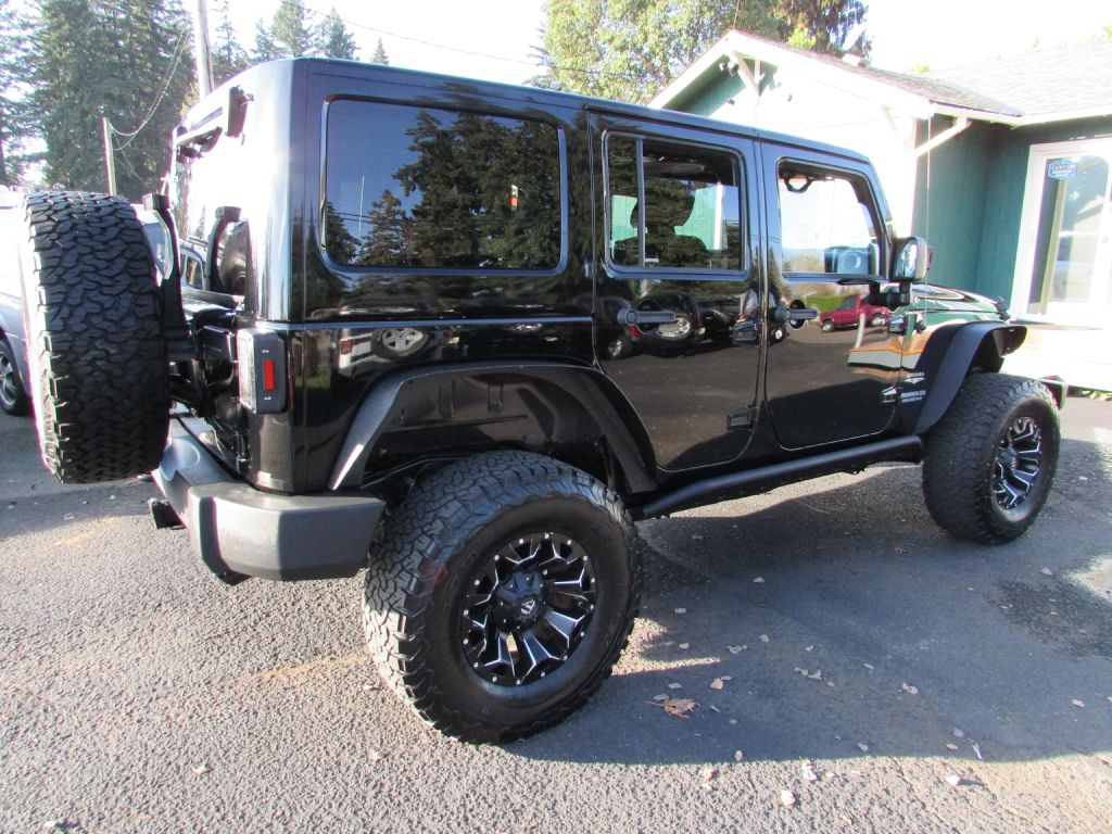 Photo 4 of this JEEP WRANGLER UNLIMI