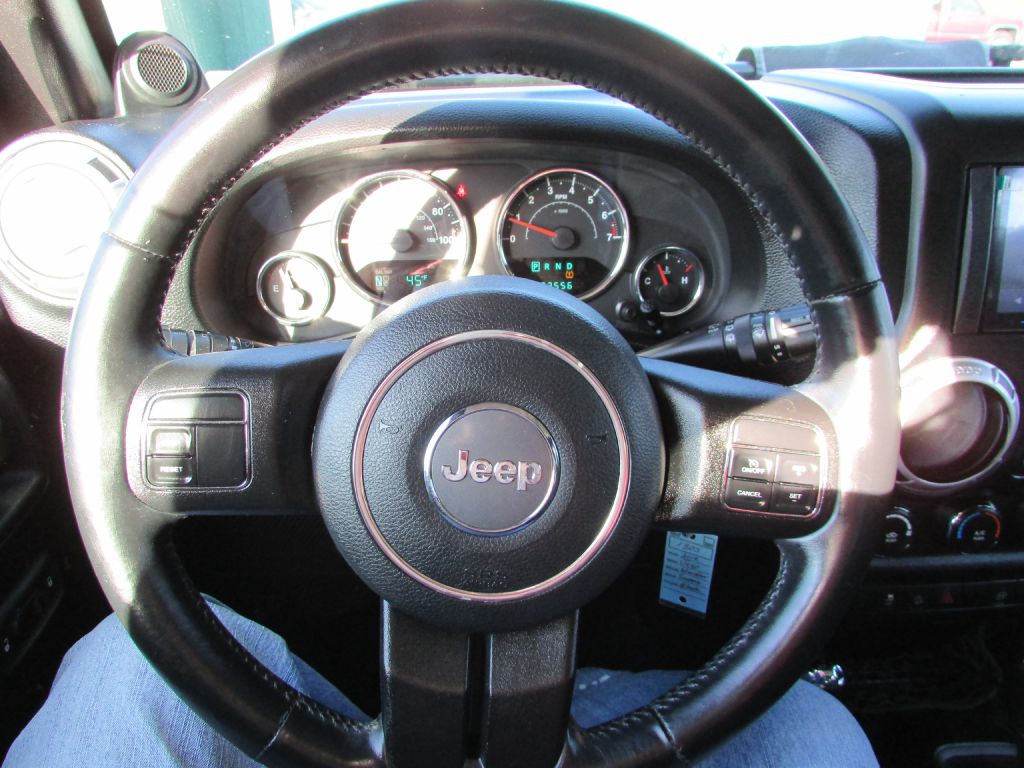 Photo 9 of this JEEP WRANGLER UNLIMI