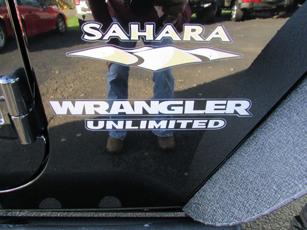 Photo 21 of this JEEP WRANGLER UNLIMI