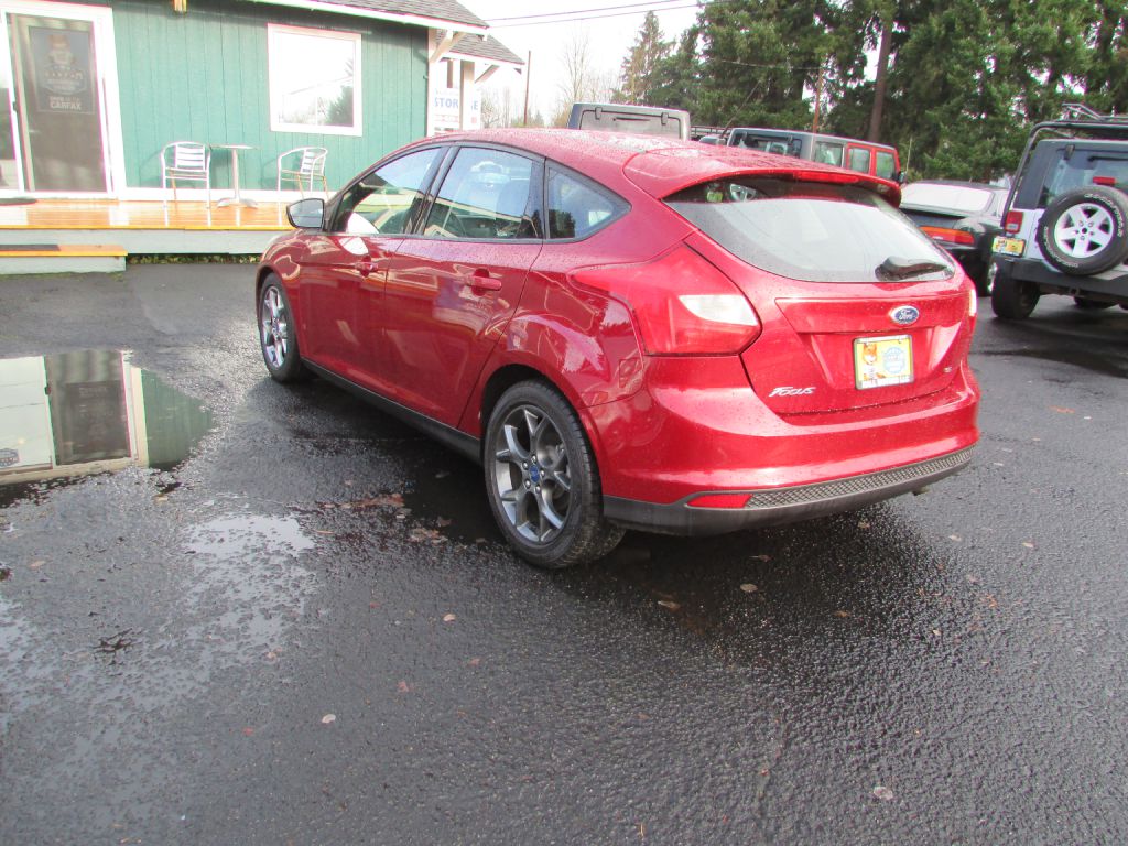 Photo 2 of this FORD FOCUS