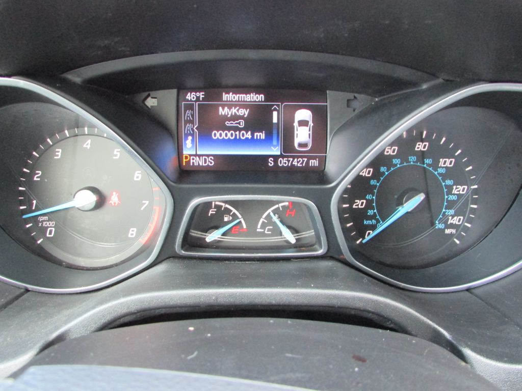 Photo 8 of this FORD FOCUS
