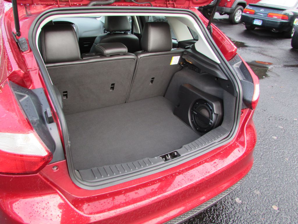 Photo 13 of this FORD FOCUS