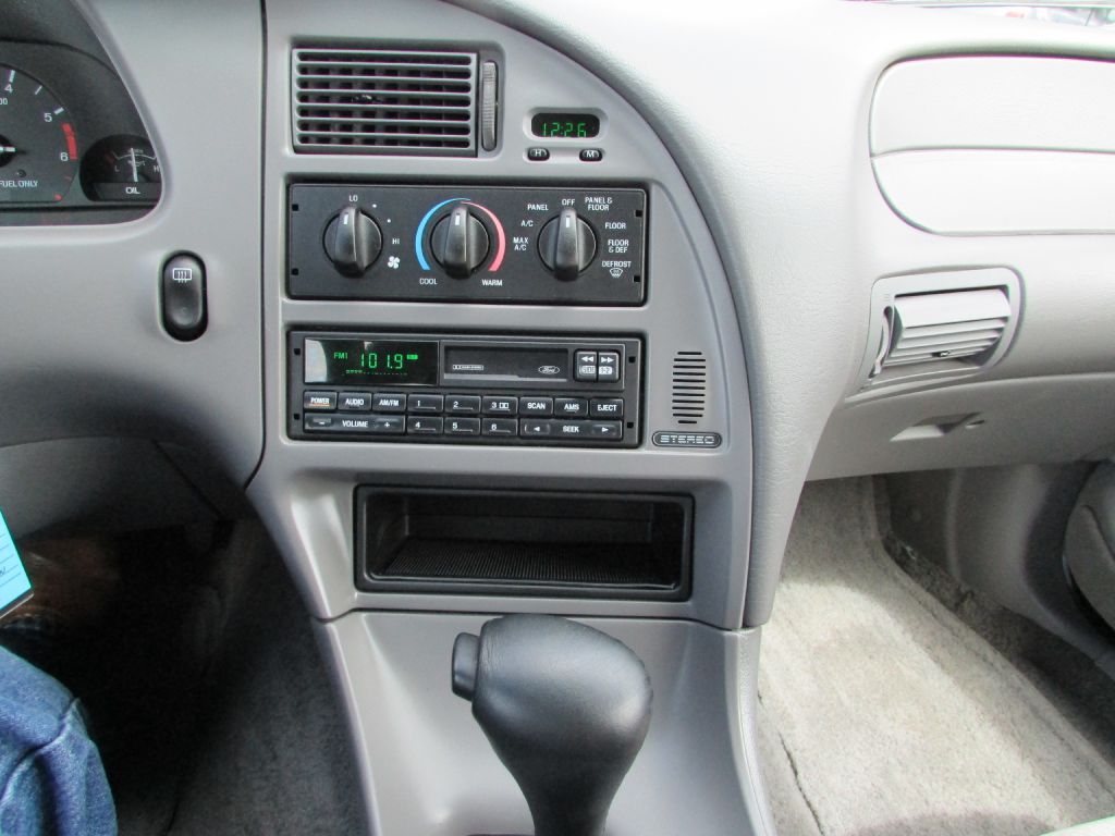 Photo 12 of this MERCURY COUGAR