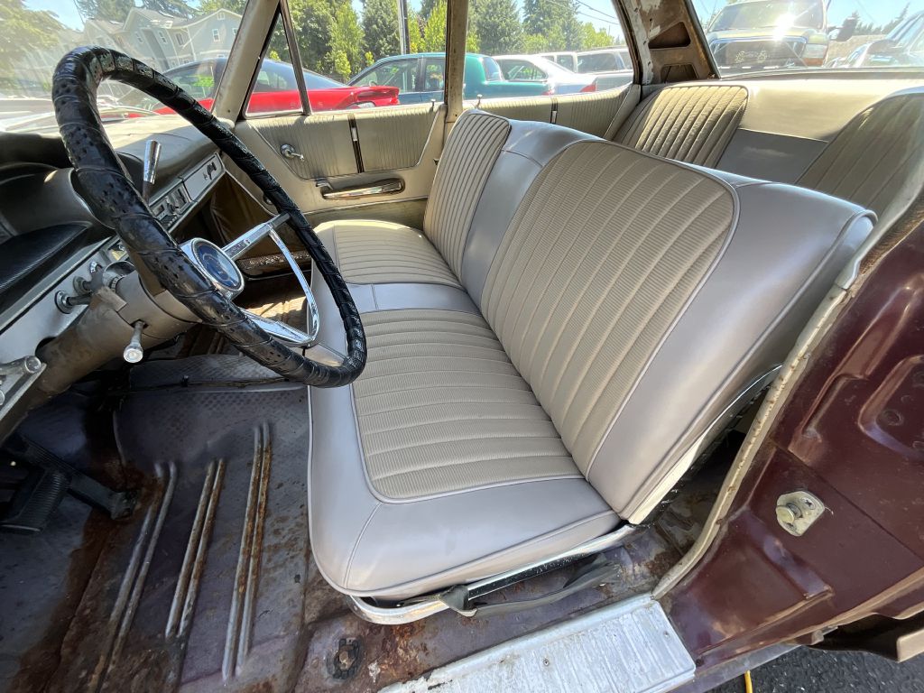 Photo 8 of this FORD GALAXIE 500