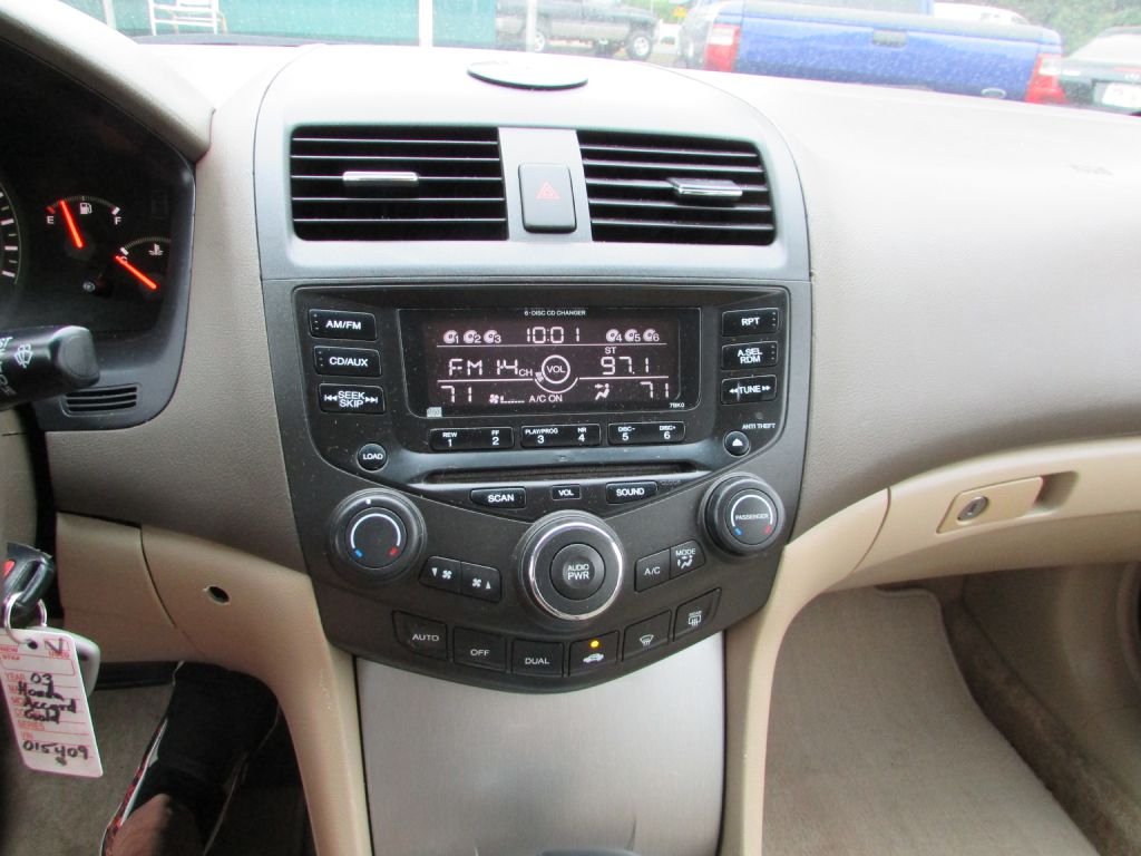 Photo 11 of this HONDA ACCORD