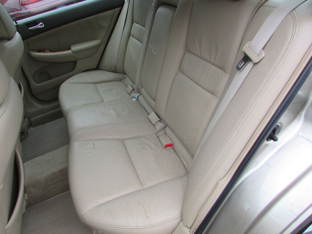Photo 14 of this HONDA ACCORD