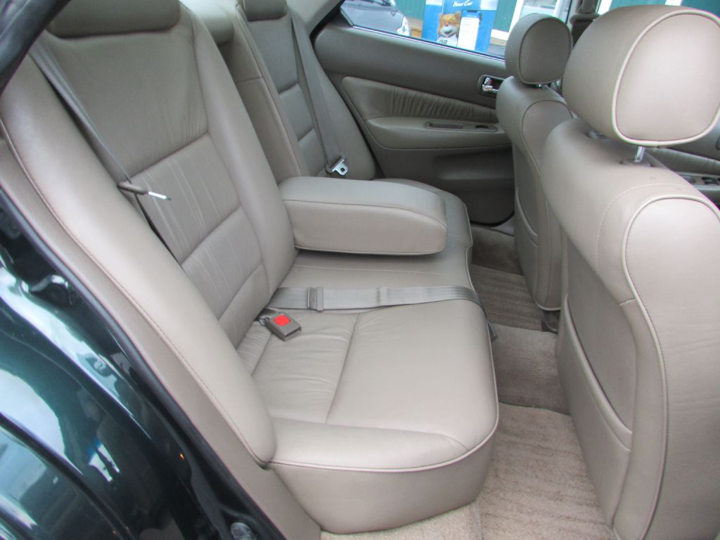 Photo 15 of this ACURA 2.5TL