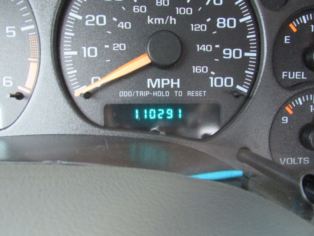 Photo 10 of this GMC SONOMA SL