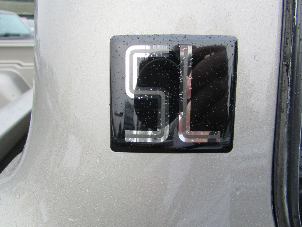 Photo 18 of this GMC SONOMA SL