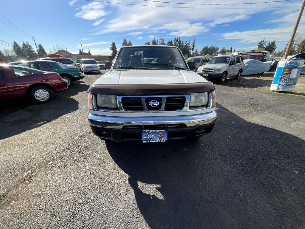 Photo 2 of this NISSAN FRONTIER