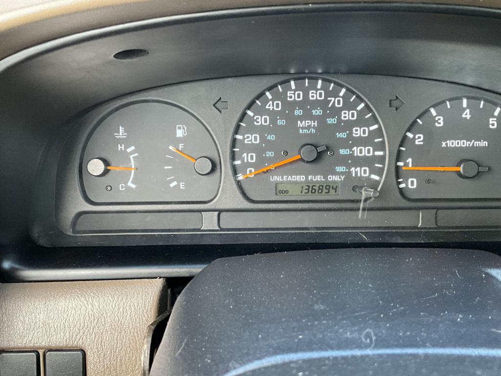 Photo 12 of this NISSAN FRONTIER