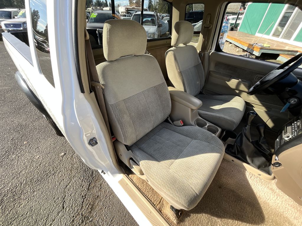 Photo 17 of this NISSAN FRONTIER