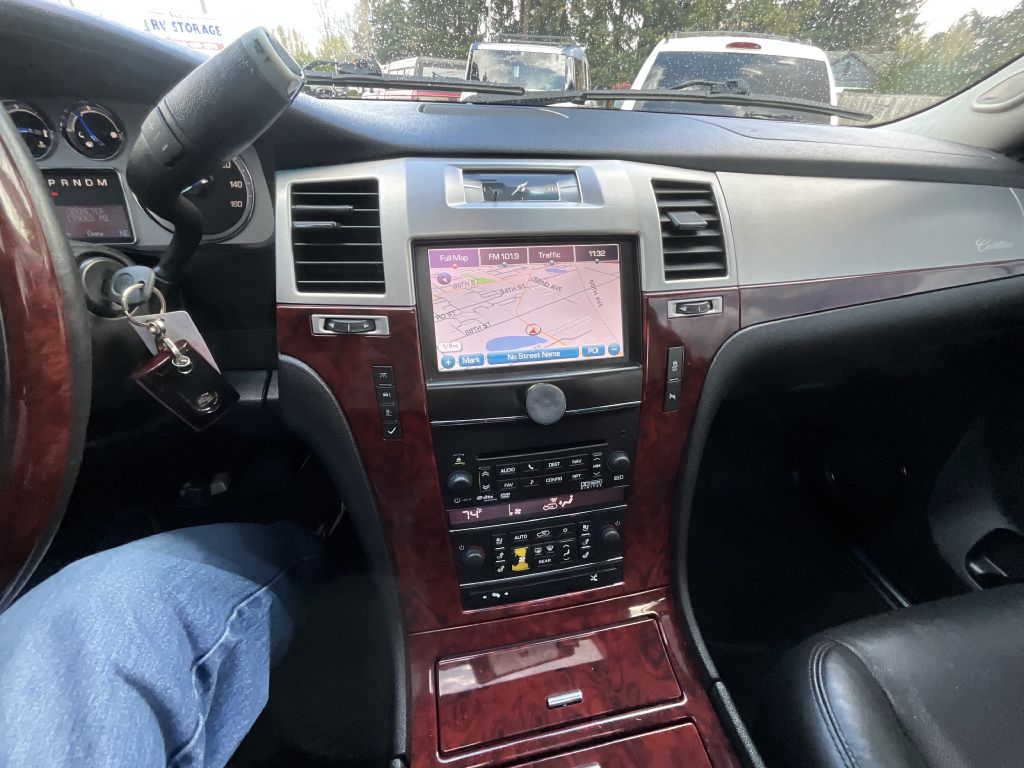 Photo 12 of this CADILLAC ESCALADE